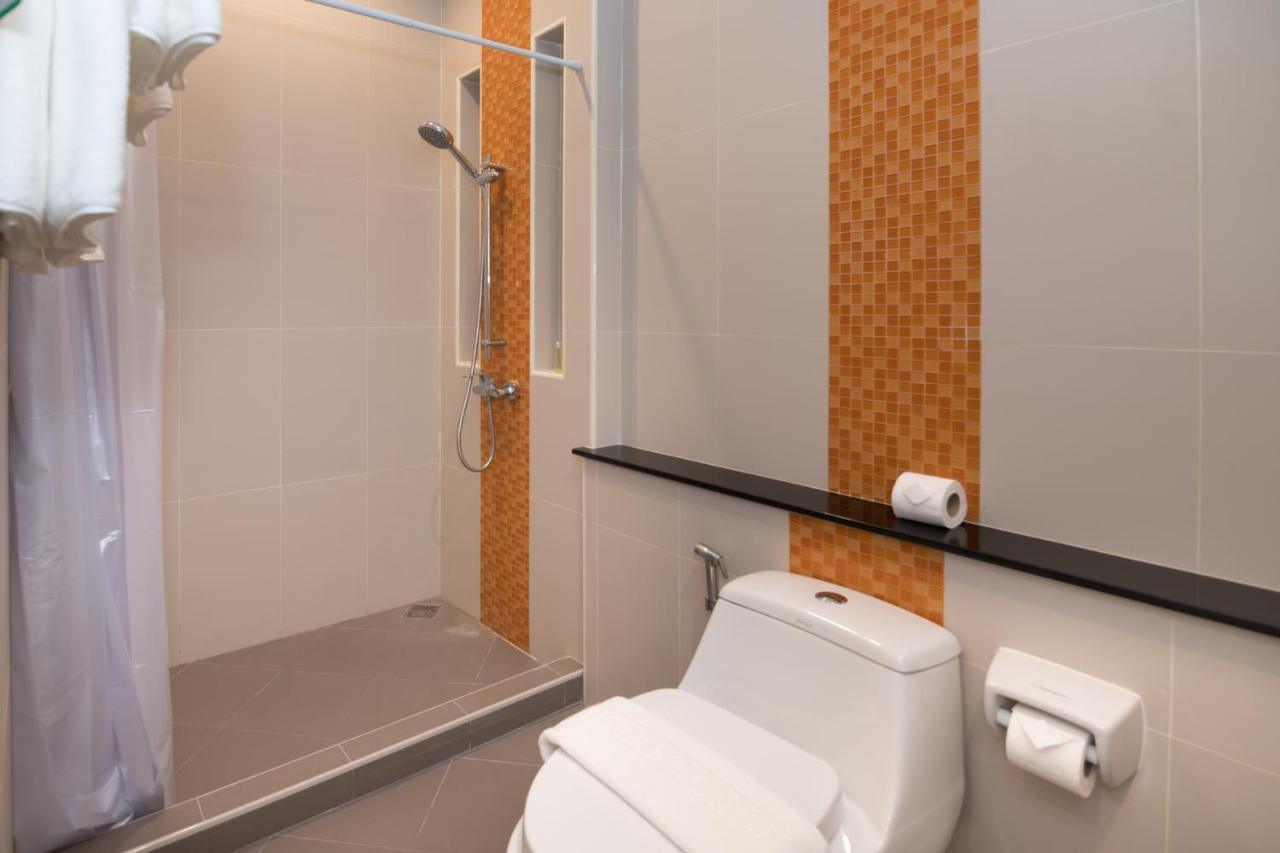 Hotel New Nordic Chumphon Exterior foto